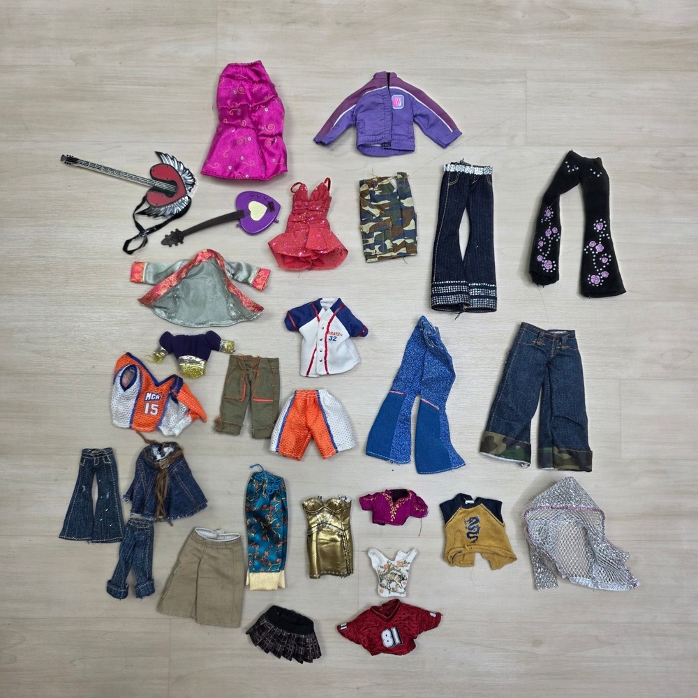 Bratz Doll Clothes & Accessories Lot MGA Y2K Fashion Denim Jersey Guitars 28 Pc